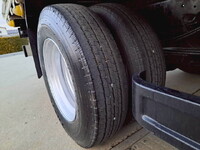 いすゞエルフセルフクレーン3段小型（2t・3t）[写真32]