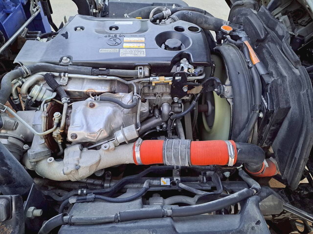 いすゞエルフセルフクレーン3段小型（2t・3t）[写真33]