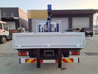 いすゞエルフセルフクレーン3段小型（2t・3t）[写真07]