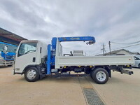 いすゞエルフセルフクレーン3段小型（2t・3t）[写真09]