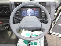 三菱ふそうキャンターアルミウイング小型（2t・3t）[写真27]