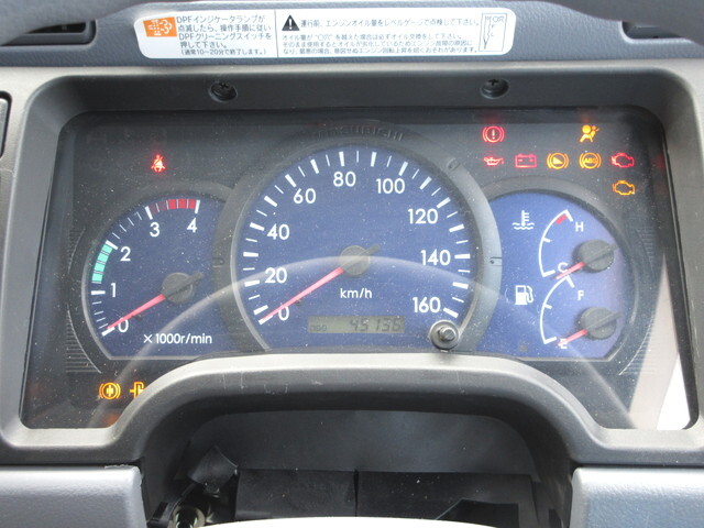 三菱ふそうキャンターアルミウイング小型（2t・3t）[写真27]