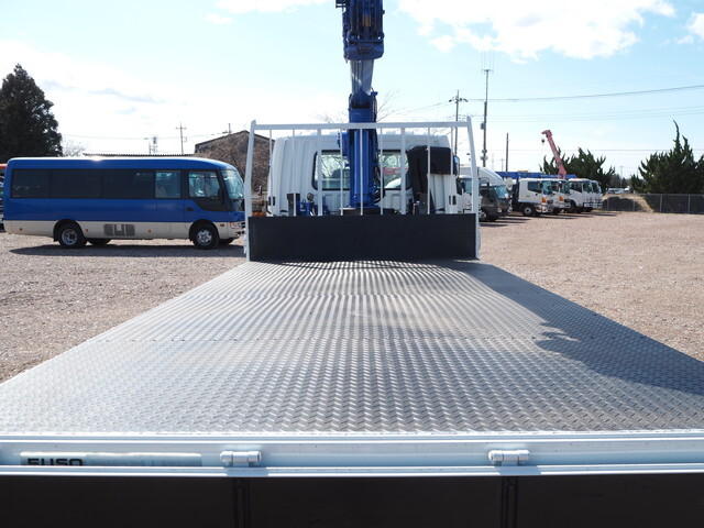 三菱ふそうファイタークレーン6段中型（4t）[写真10]