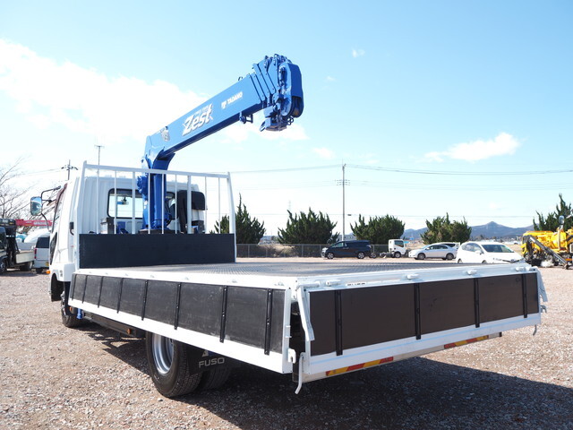 三菱ふそうファイタークレーン6段中型（4t）[写真11]