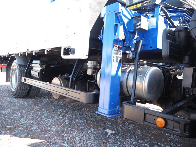 三菱ふそうファイタークレーン6段中型（4t）[写真19]