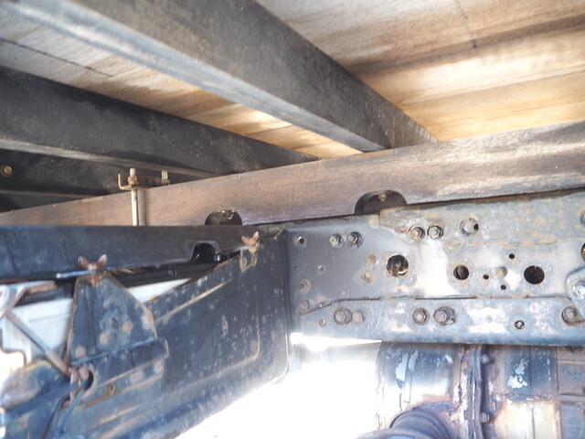 三菱ふそうファイタークレーン4段中型（4t）[写真23]