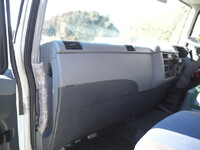 三菱ふそうファイタークレーン4段中型（4t）[写真32]