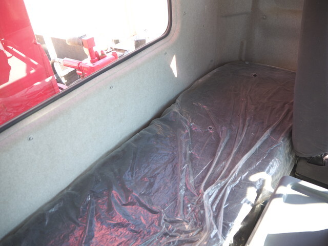 三菱ふそうファイタークレーン4段中型（4t）[写真37]