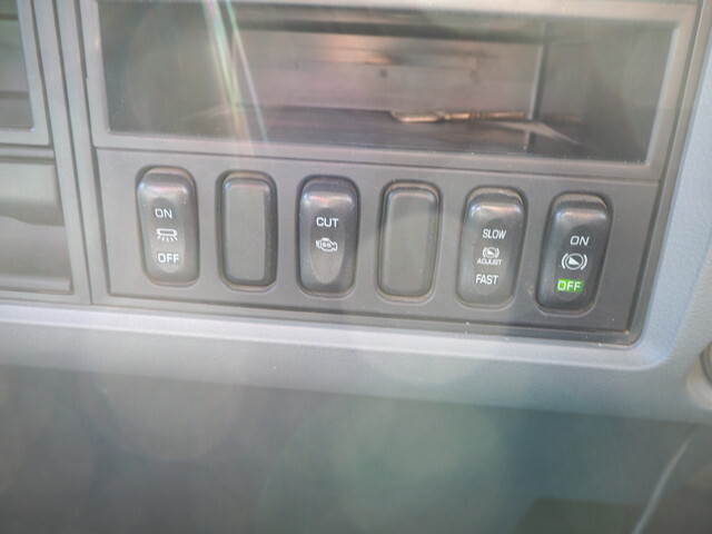 三菱ふそうファイタークレーン4段中型（4t）[写真39]