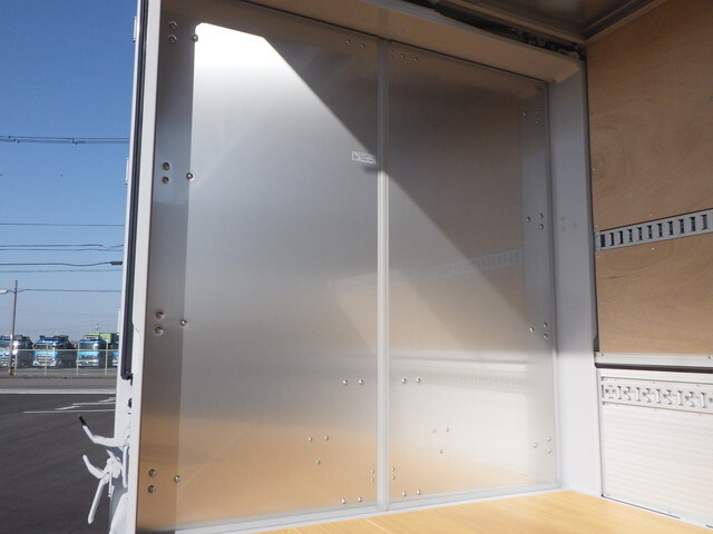 日野デュトロアルミウイング小型（2t・3t）[写真09]