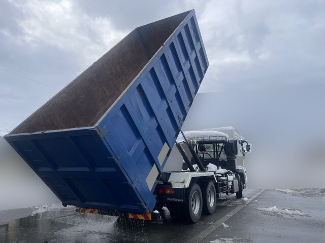 三菱ふそうスーパーグレートコンテナ専用車大型（10t）[写真02]