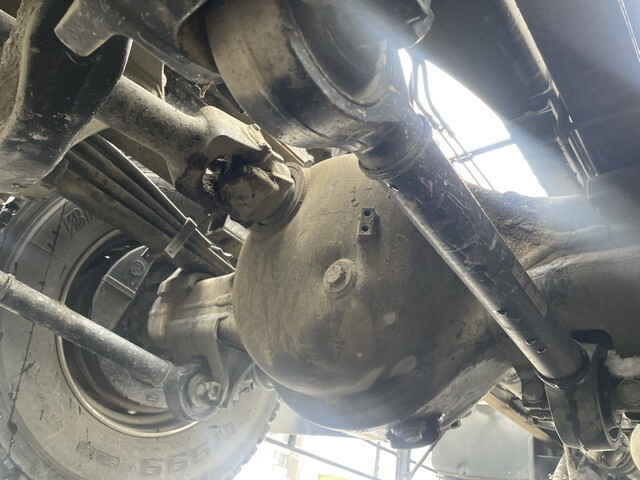 三菱ふそうスーパーグレートコンテナ専用車大型（10t）[写真22]