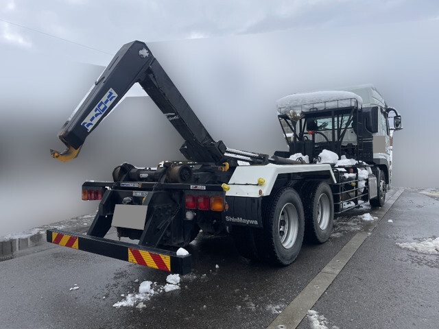 三菱ふそうスーパーグレートコンテナ専用車大型（10t）[写真03]