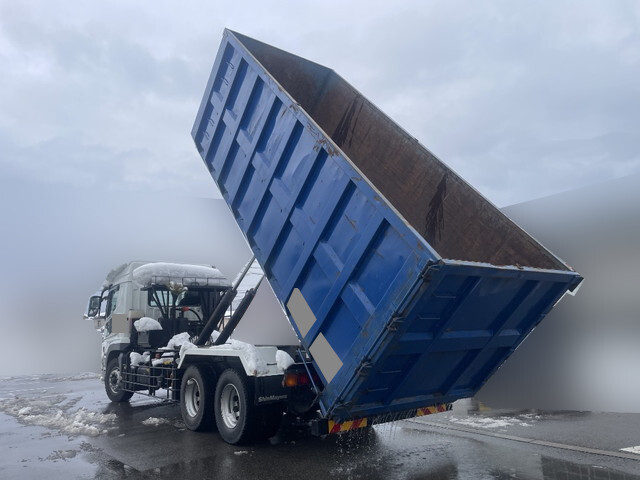三菱ふそうスーパーグレートコンテナ専用車大型（10t）[写真05]