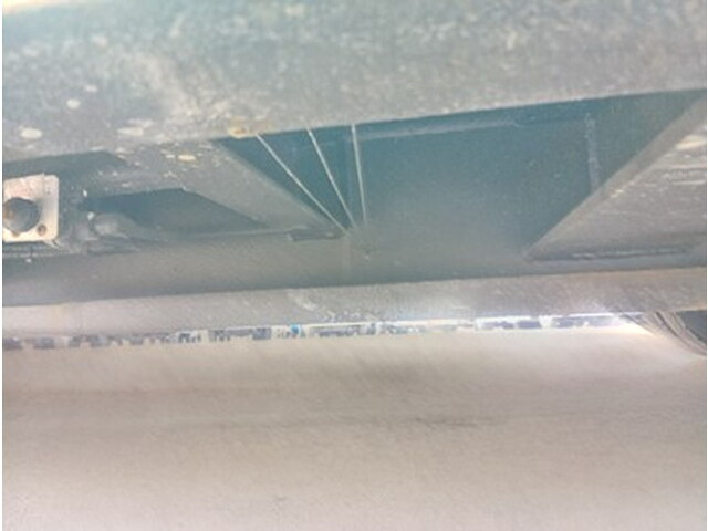 いすゞギガトレーラーヘッド（トラクターヘッド）大型（10t）[写真11]