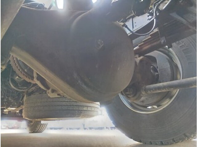 いすゞギガトレーラーヘッド（トラクターヘッド）大型（10t）[写真13]