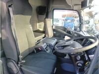 いすゞギガトレーラーヘッド（トラクターヘッド）大型（10t）[写真24]