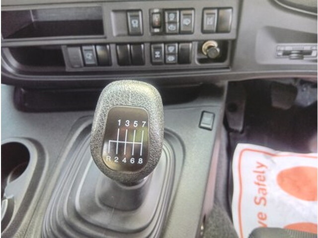 いすゞギガトレーラーヘッド（トラクターヘッド）大型（10t）[写真27]