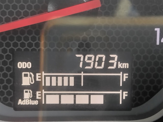 いすゞギガトレーラーヘッド（トラクターヘッド）大型（10t）[写真30]