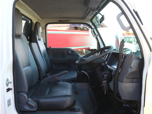 いすゞエルフダンプ小型（2t・3t）[写真18]