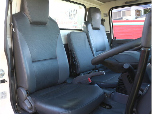 いすゞエルフダンプ小型（2t・3t）[写真31]