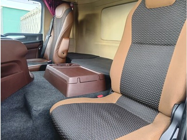 日野プロフィアアルミウイング大型（10t）[写真25]