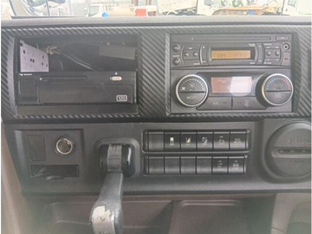 日野プロフィアアルミウイング大型（10t）[写真27]