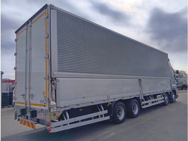 日野プロフィアアルミウイング大型（10t）[写真06]