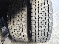 日野プロフィア平ボディ大型（10t）[写真18]