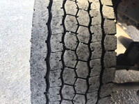 日野プロフィア平ボディ大型（10t）[写真19]