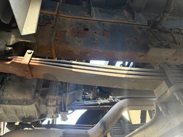 日野プロフィア平ボディ大型（10t）[写真20]