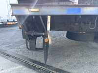 日野プロフィア平ボディ大型（10t）[写真25]