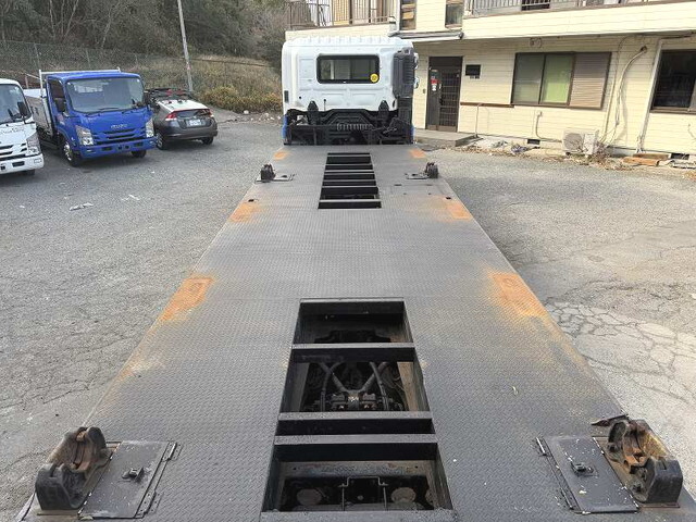 日野プロフィア平ボディ大型（10t）[写真06]