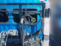 日野プロフィアトレーラーヘッド（トラクターヘッド）大型（10t）[写真16]