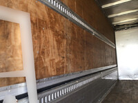 三菱ふそうファイターアルミウイング中型（4t）[写真11]