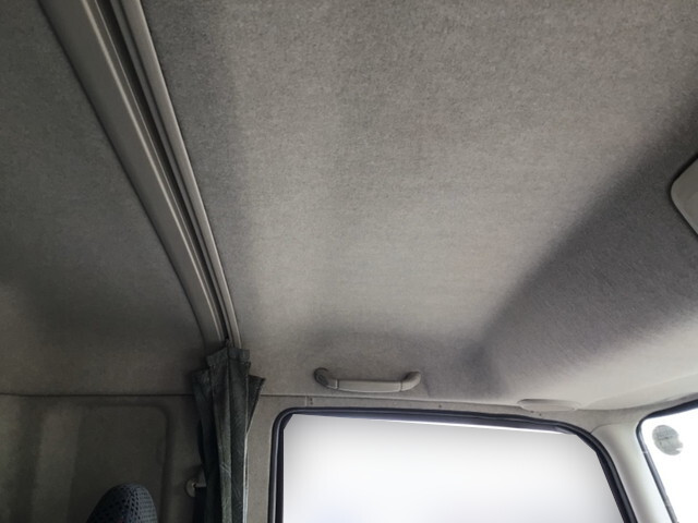 三菱ふそうファイターアルミウイング中型（4t）[写真28]