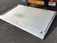 三菱ふそうファイターアルミウイング中型（4t）[写真09]