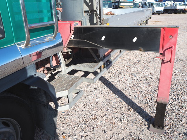 いすゞフォワードクレーン4段中型（4t）[写真16]