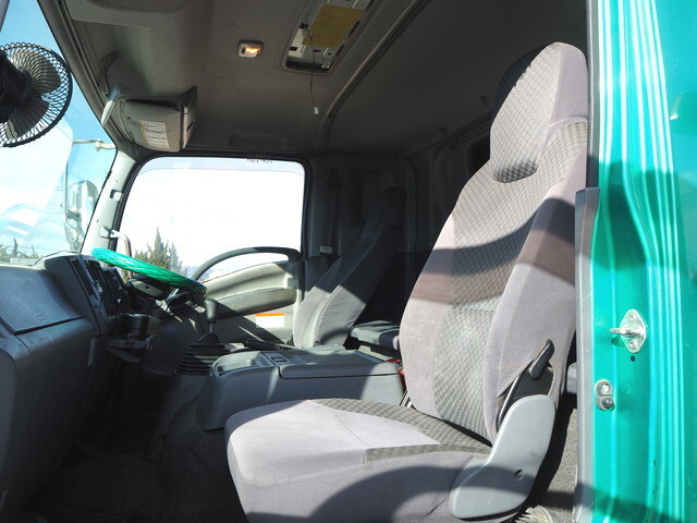 いすゞフォワードクレーン4段中型（4t）[写真33]