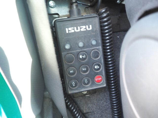 いすゞフォワードクレーン4段中型（4t）[写真37]