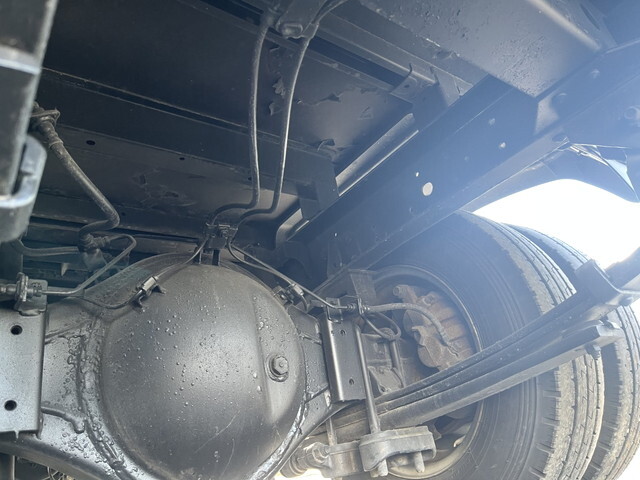 日野デュトロ平ボディ小型（2t・3t）[写真27]