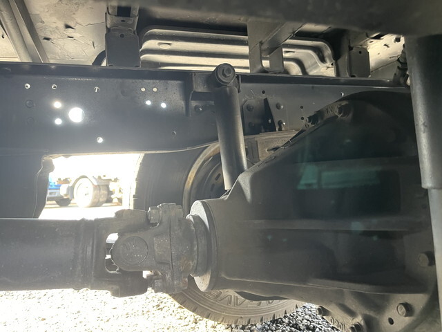 日野デュトロ平ボディ小型（2t・3t）[写真29]