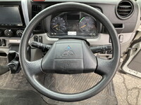 三菱ふそうキャンタークレーン5段小型（2t・3t）[写真33]