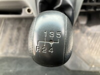 三菱ふそうキャンタークレーン5段小型（2t・3t）[写真35]