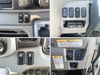 三菱ふそうキャンター平ボディ小型（2t・3t）[写真40]