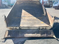 いすゞエルフダンプ小型（2t・3t）[写真13]