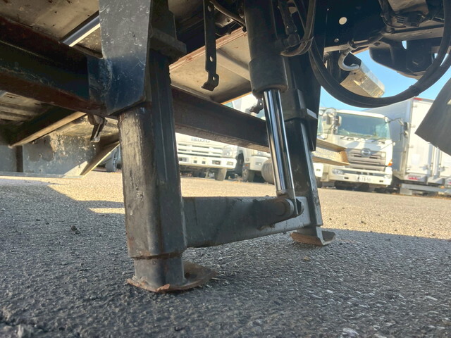 いすゞエルフダンプ小型（2t・3t）[写真23]