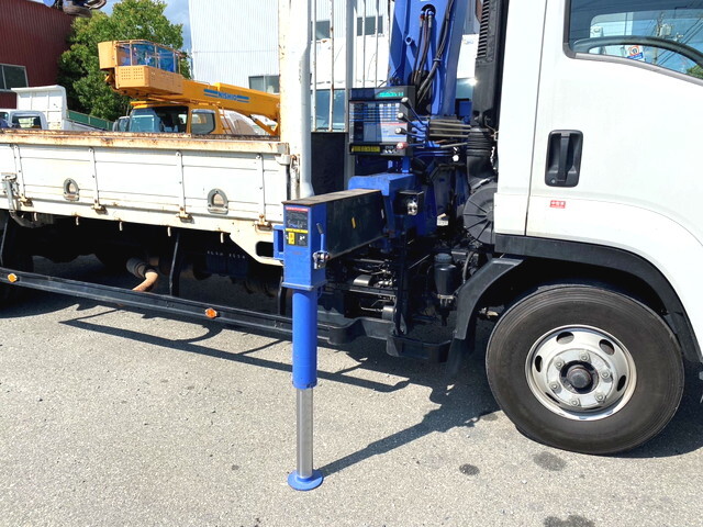 いすゞフォワードクレーン5段中型（4t）[写真12]