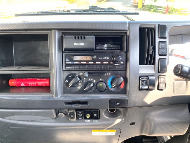 いすゞフォワードクレーン5段中型（4t）[写真34]