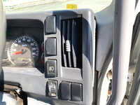 いすゞフォワードクレーン5段中型（4t）[写真36]